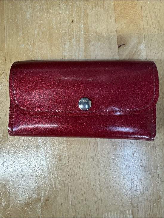 Tropy Queen Handbags - Trophy Queen Large Checkbook Wallet Red Glitter Vinyl Leopard Print Lined